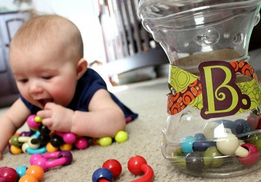 15-do-vat-trong-nha-nguy-hiem-nhat-voi-be