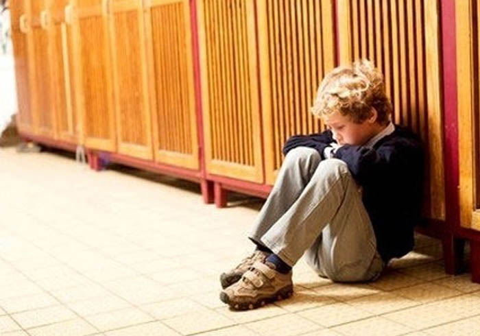 Noi-dau-giam-con-tu-ky-trong-long-sat-o-California